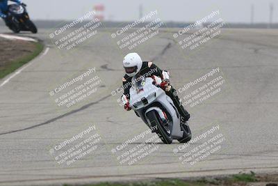 media/Nov-29-2025-TrackDaz (Sat) [[10ae2d9bce]]/B Group/Session 3 (Outside Grapevine)/